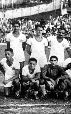 Beleleu, Caveira, etx